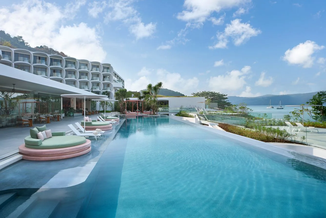 Бассейн Veranda Resort Phuket