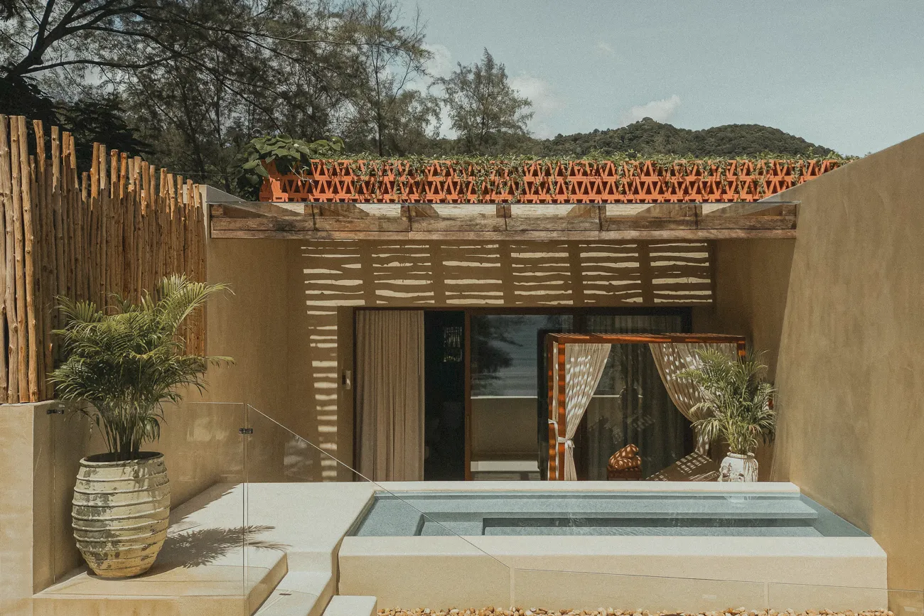 Café del Mar Phuket Suites & Penthouse